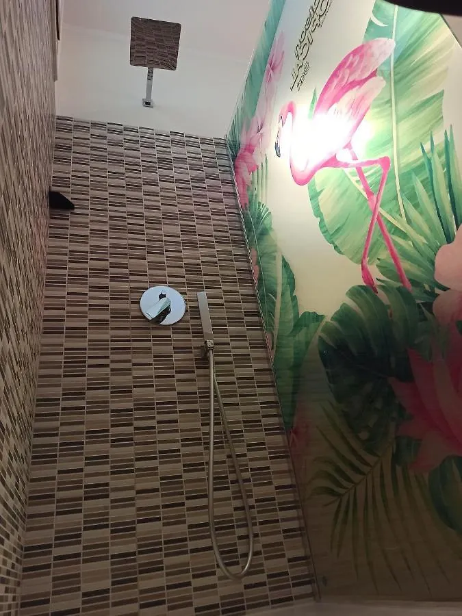 Suite Maison Tropical - Luxury Apartment In Bari Italy
