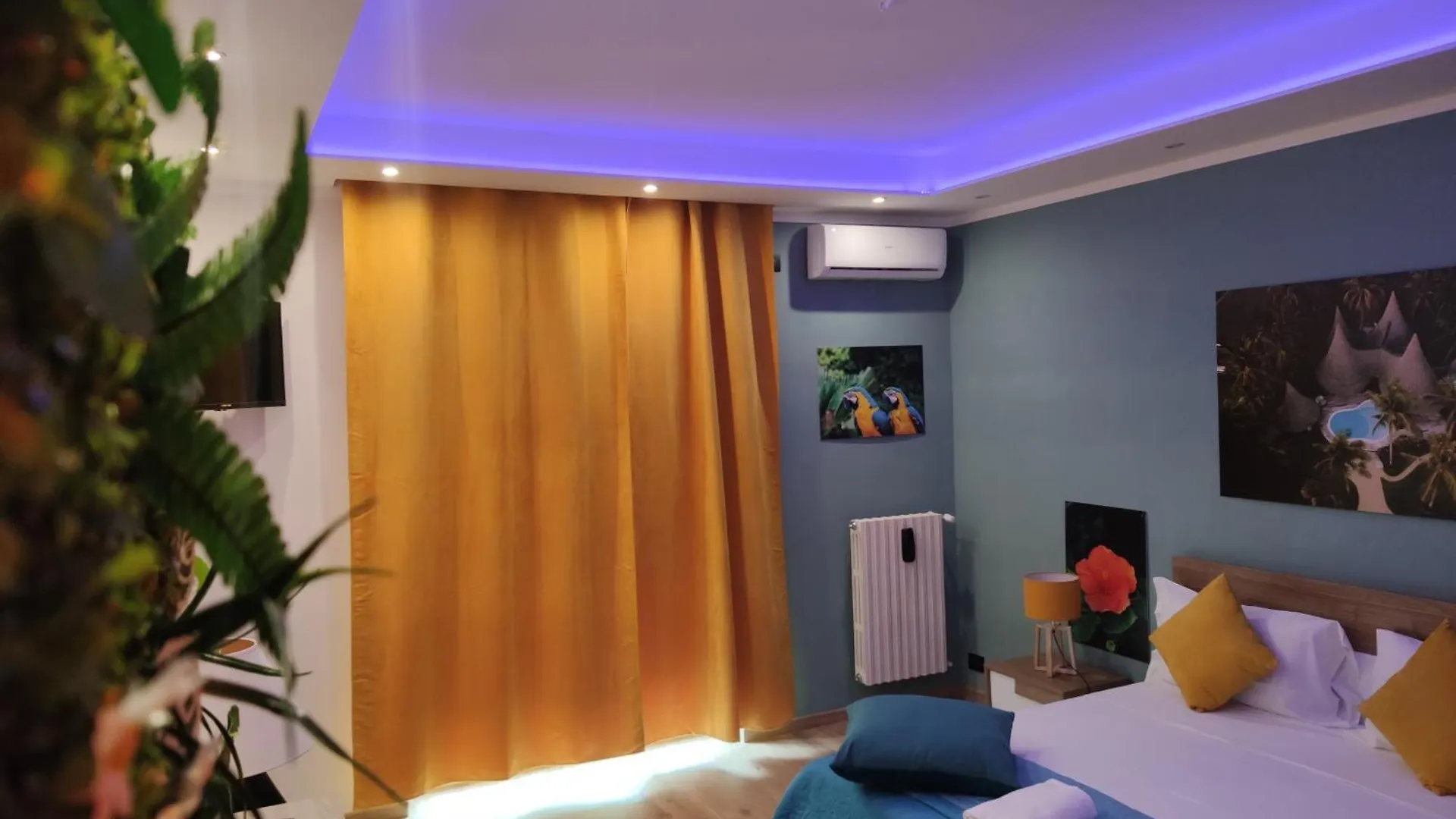 Suite Maison Tropical - Luxury Apartment In Bari Italy